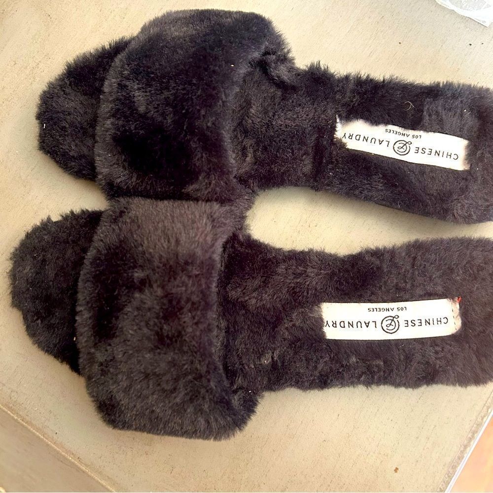 Black faux fur slippers by Chinese Laundry size 9 NWOT‎